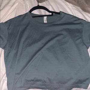 blue lululemon crop top